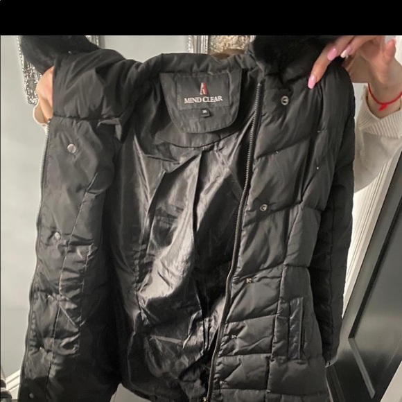 Black quilted down jacket with fur hood - Picture 4 of 6